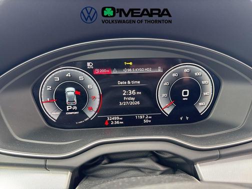 Glacier White Metallic 2025 Audi Q5 45 S line Premium