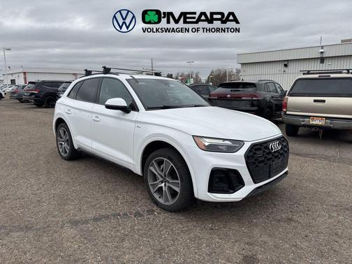 Glacier White Metallic 2025 Audi Q5 45 S line Premium