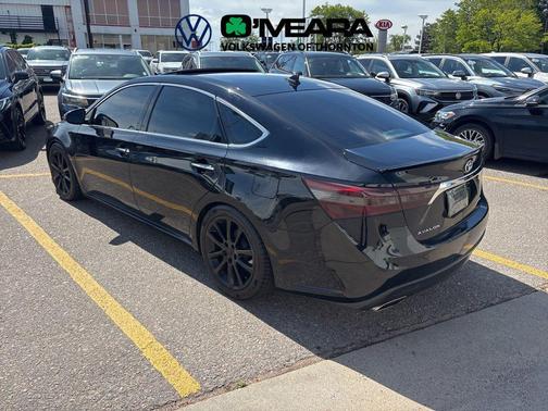 Attitude Black Metallic 2013 Toyota Avalon Limited