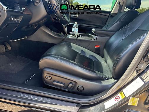Attitude Black Metallic 2013 Toyota Avalon Limited