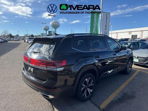2024 Volkswagen Atlas 2.0T SE