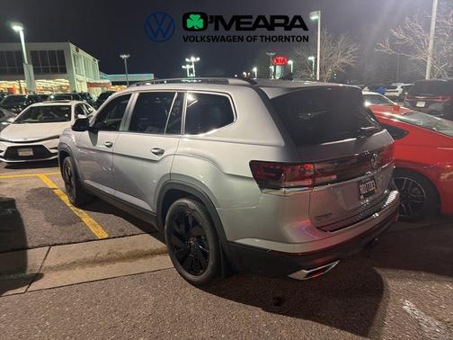 2025 Volkswagen Atlas 2.0T SE w/Technology 4MOTION