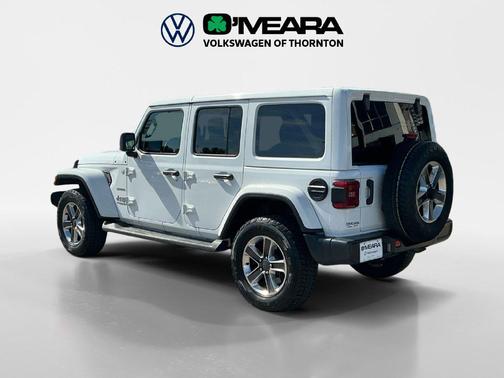 Bright White Clearcoat 2021 Jeep Wrangler Unlimited Sahara