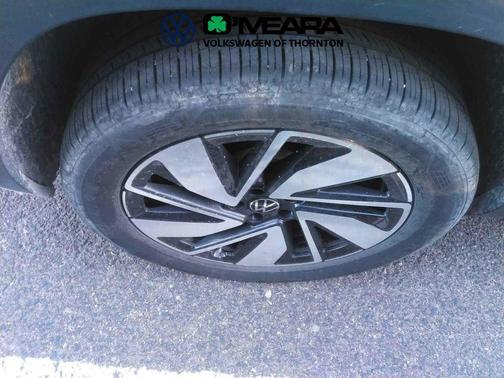 2025 Volkswagen Atlas 2.0T SE w/Technology 4MOTION