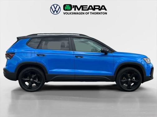 2025 Volkswagen Taos 1.5T SE Black