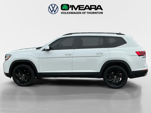 Pure White 2023 Volkswagen Atlas 2.0T SE w/Technology 4MOTION