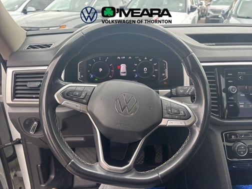 Pure White 2023 Volkswagen Atlas 2.0T SE w/Technology 4MOTION