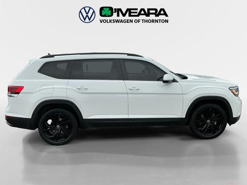 Pure White 2023 Volkswagen Atlas 2.0T SE w/Technology 4MOTION