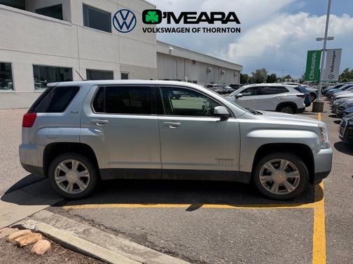 Quicksilver Metallic 2017 GMC Terrain SLE-1