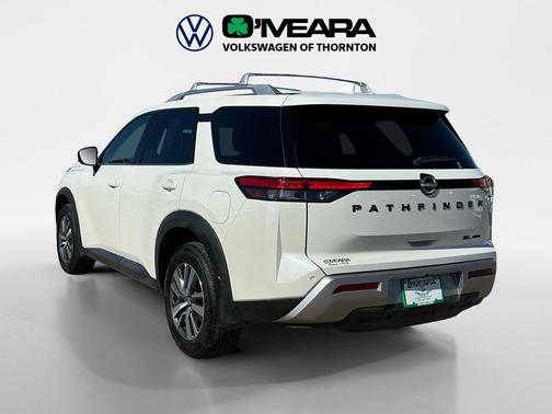 2024 Nissan Pathfinder SL 4WD