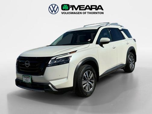 2024 Nissan Pathfinder SL 4WD