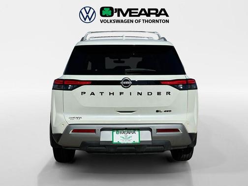 2024 Nissan Pathfinder SL 4WD