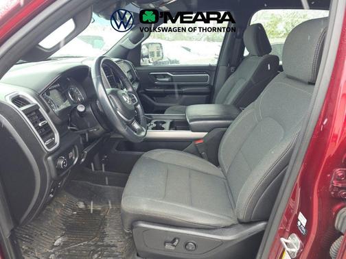Delmonico Red Pearlcoat 2022 RAM 1500 Big Horn/Lone Star