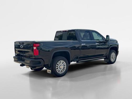 2023 Chevrolet Silverado 3500 High Country