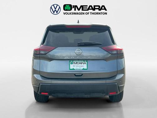 Gun Metallic 2024 Nissan Rogue S