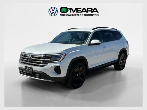 Opal White Pearl 2026 Volkswagen Atlas 2.0T SE w/Technology 4MOTION