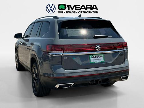 Pure Gray 2026 Volkswagen Atlas 2.0T SE w/Technology 4MOTION