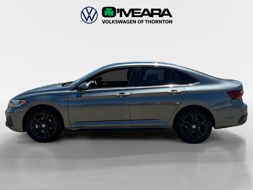 Platinum Gray Metallic 2023 Volkswagen Jetta 1.5T SE
