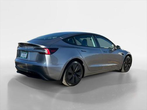 2025 Tesla Model 3 Long Range