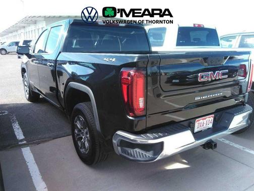 Onyx Black 2025 GMC Sierra 1500 SLT