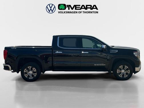 Onyx Black 2025 GMC Sierra 1500 SLT