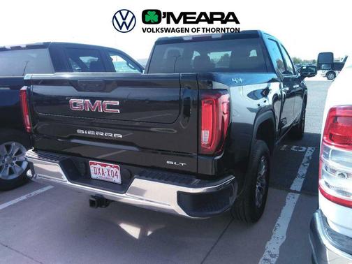 Onyx Black 2025 GMC Sierra 1500 SLT