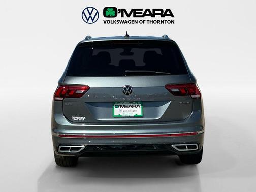 Platinum Gray Metallic 2022 Volkswagen Tiguan 2.0T SEL R-Line 4MOTION