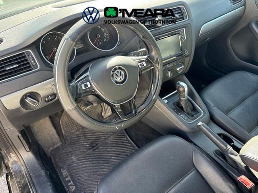 Black 2017 Volkswagen Jetta 1.4T SE