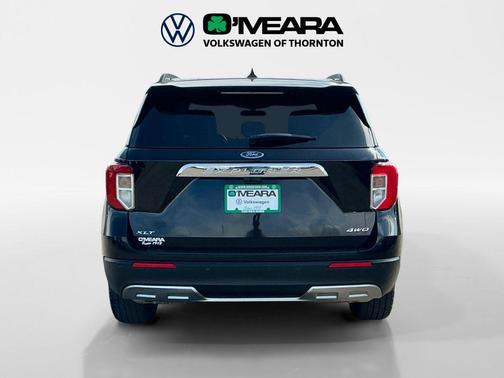 Agate Black Metallic 2024 Ford Explorer XLT