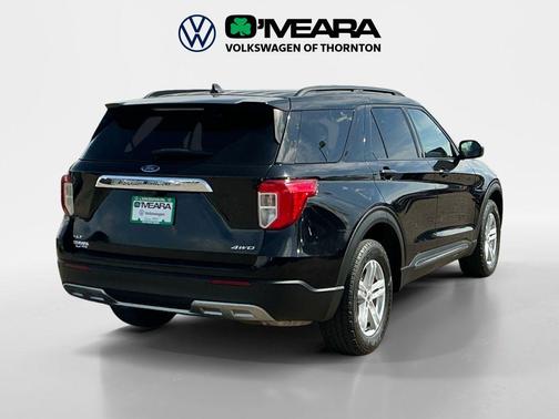Agate Black Metallic 2024 Ford Explorer XLT