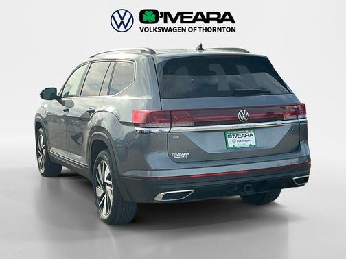 Platinum Gray Metallic 2025 Volkswagen Atlas 2.0T SE w/Technology 4MOTION