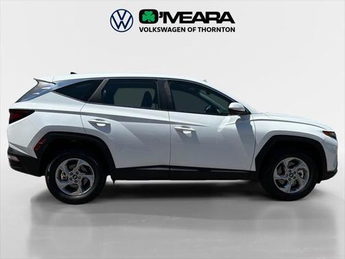 2023 Hyundai TUCSON SE