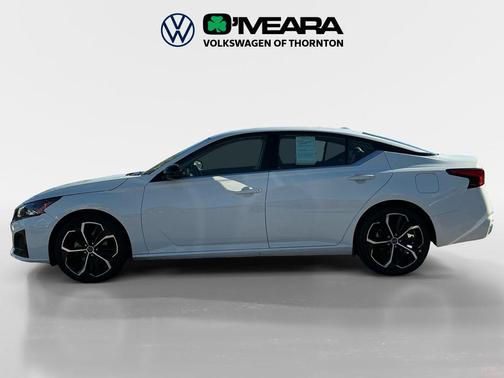 2023 Nissan Altima SR FWD