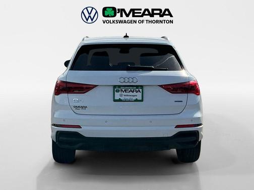 Glacier White Metallic 2025 Audi Q3 Premium 45 TFSI S line quattro Tiptronic