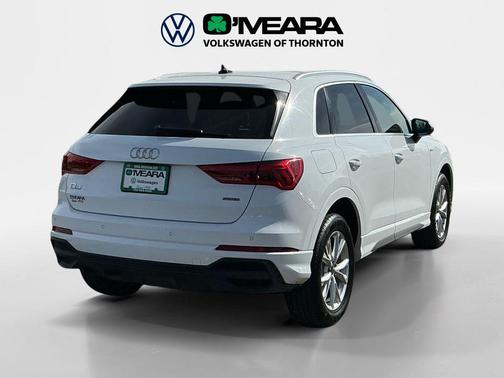 Glacier White Metallic 2025 Audi Q3 Premium 45 TFSI S line quattro Tiptronic