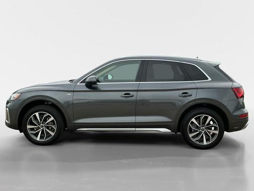 2022 Audi Q5 45 S line Premium