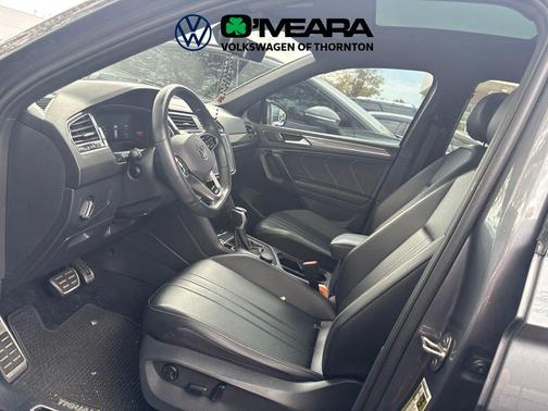 Platinum Gray Metallic 2024 Volkswagen Tiguan 2.0T SE R-Line Black 4MOTION