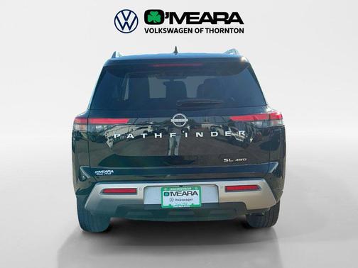Super Black 2025 Nissan Pathfinder SL 4WD