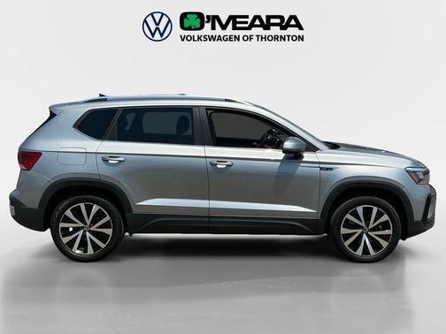 Pyrite Silver Metallic 2022 Volkswagen Taos 1.5T SE