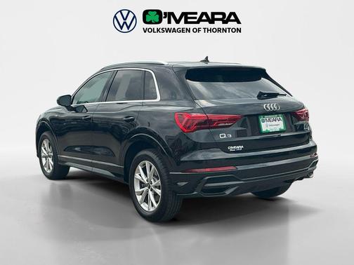 2022 Audi Q3 45 S line Premium