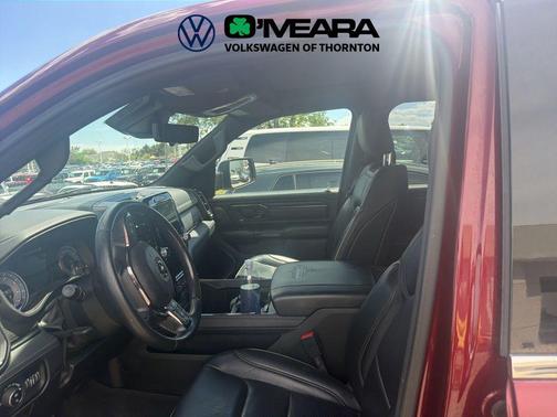 Delmonico Red Pearlcoat 2022 RAM 1500 Limited