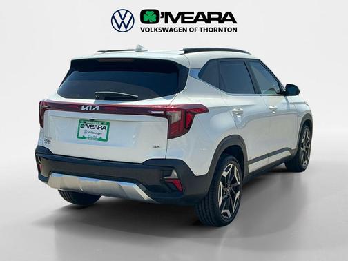 Snow White Pearl 2024 Kia Seltos SX Turbo