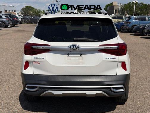 Snow White Pearl 2024 Kia Seltos SX Turbo