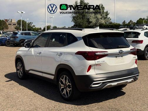 Snow White Pearl 2024 Kia Seltos SX Turbo