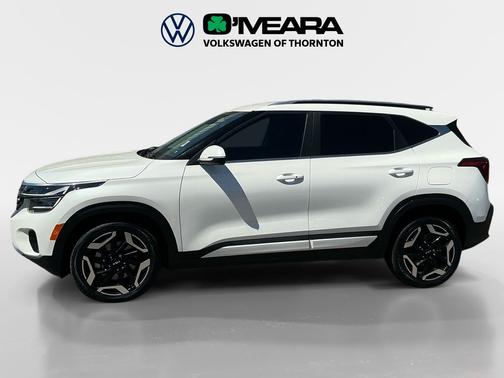 Snow White Pearl 2024 Kia Seltos SX