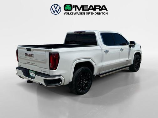 White Frost Tricoat 2024 GMC Sierra 1500 Denali