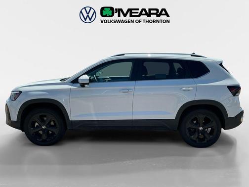 Pure White 2025 Volkswagen Taos 1.5T SEL