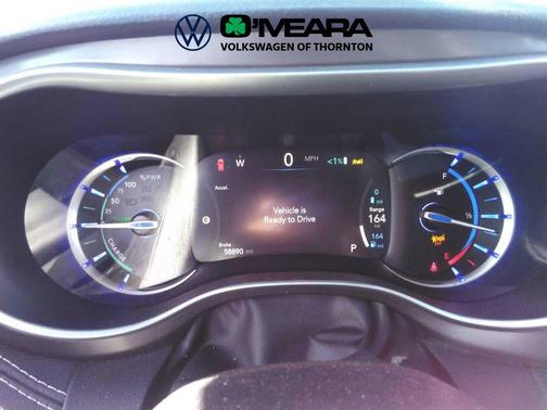 2024 Chrysler Pacifica Hybrid Select