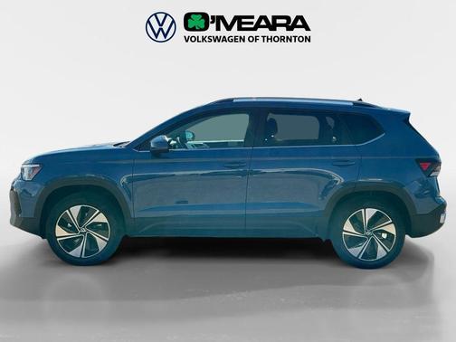 Monterey Blue Pearl 2026 Volkswagen Taos SE