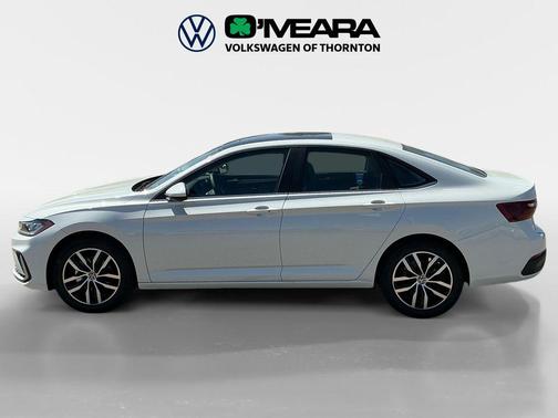 Opal White Pearl 2026 Volkswagen Jetta 1.4T SE